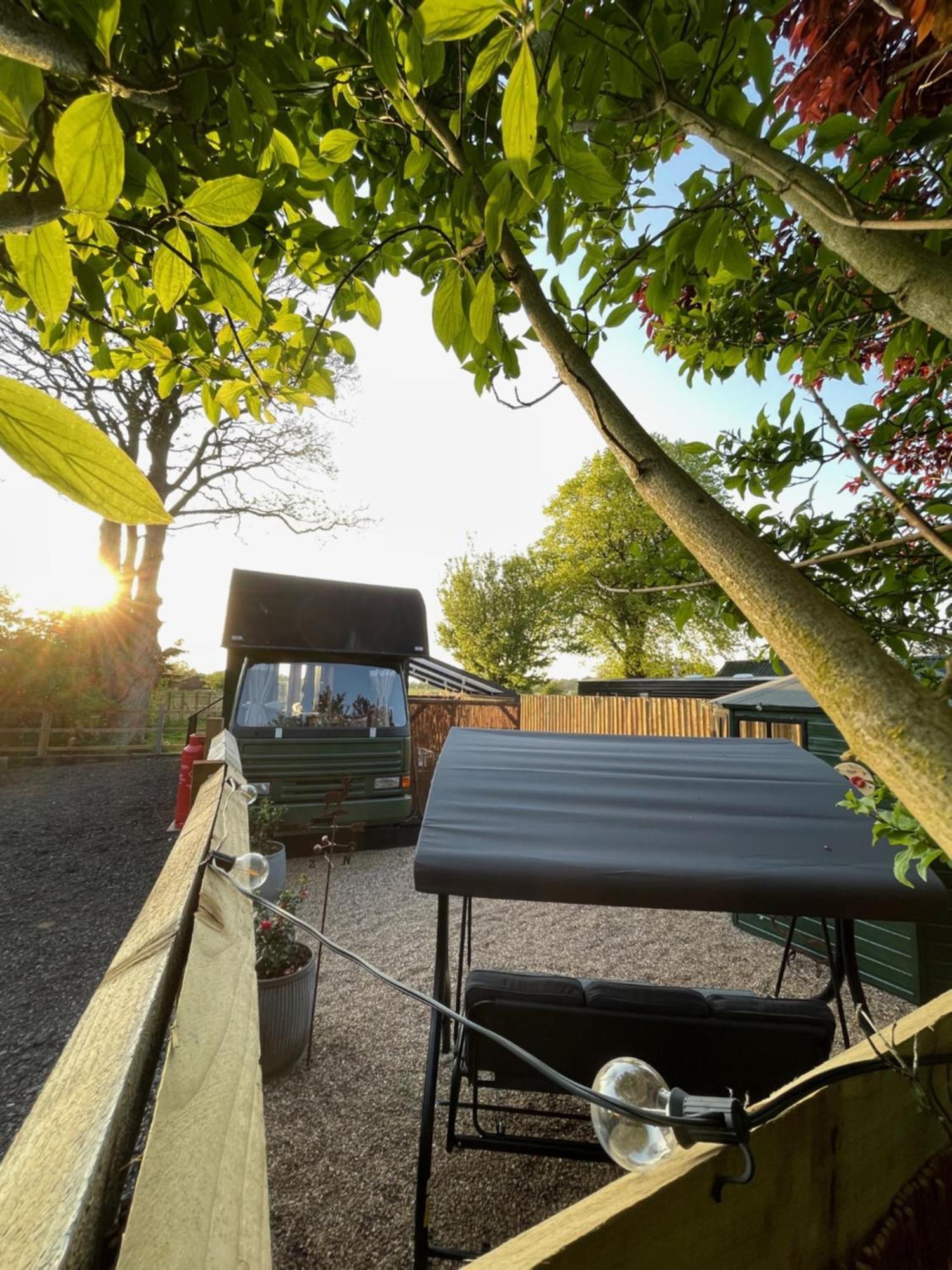 Horsebox Glamping Parque de Campismo *